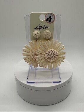 Lovisa Cream Daisy Hair Clips - Pair